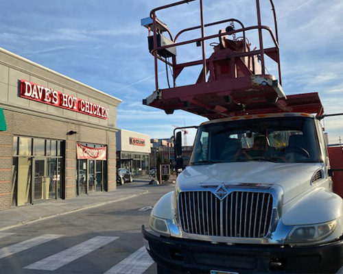 daves-exterior-signage-with-truck