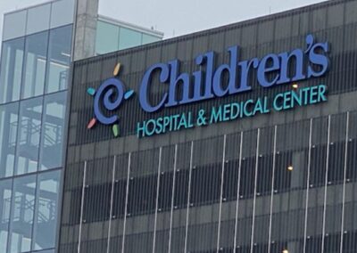 Children's Hospital High Rise Exterior Signage