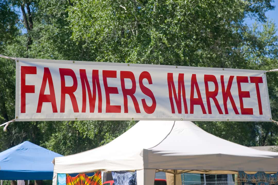 farmers market sign